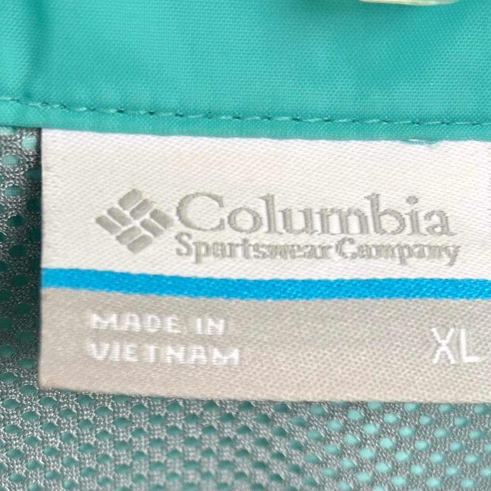 Columbia Women's  Aqua Rain Ski Jacket - Picture 11 of 11